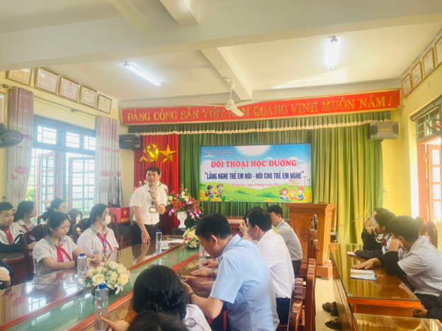 Liên đội Trường THCS Quỳnh Sơn tổ chức buổi đối thoại học đường với chủ đề “Lắng nghe trẻ em nói- Nói cho trẻ em nghe”