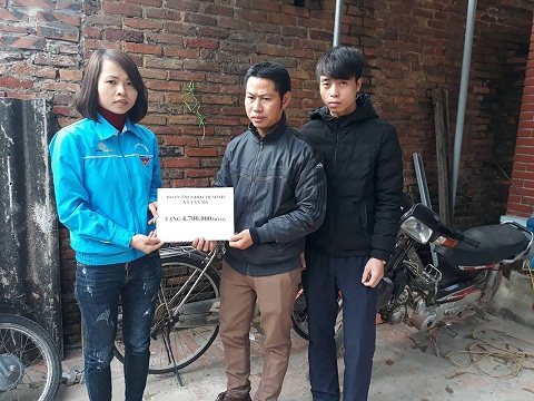 tang qua gia dinh bi hoa hoan