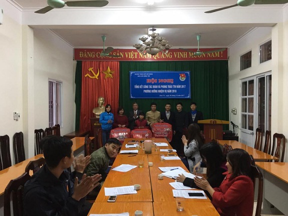 đoàn xã dĩnh trì tổ chức tổng kết công tác Đoàn và Phong trào TTN 2017